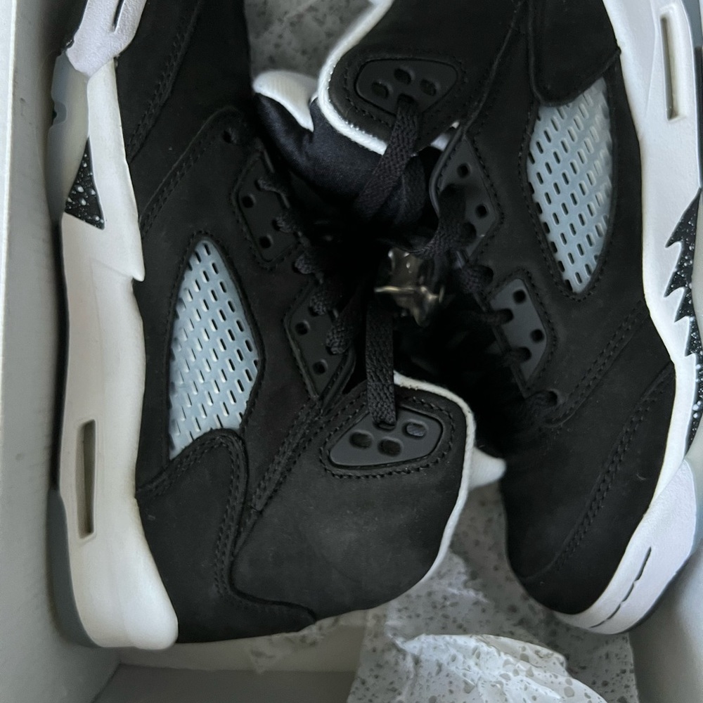 Air Jordan 5s Oreo